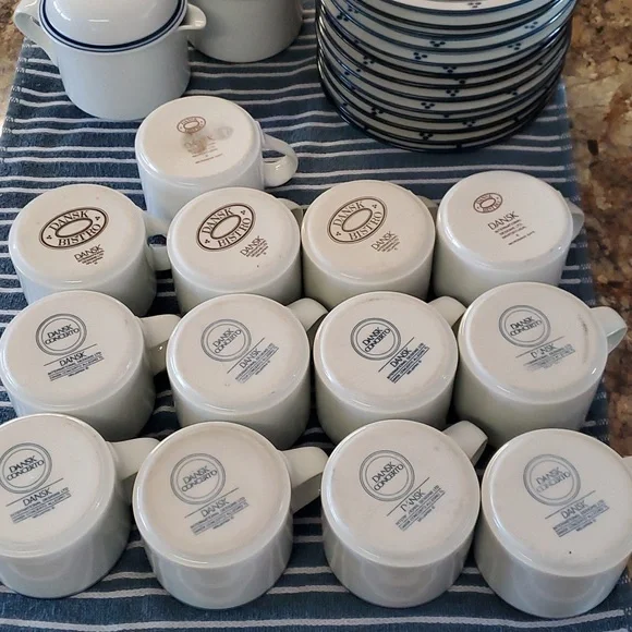Dansk Bistro Fredriksborg Blue Coffee Mugs Saucers Cream Sugar Set of 30 - Picture 3 of 12